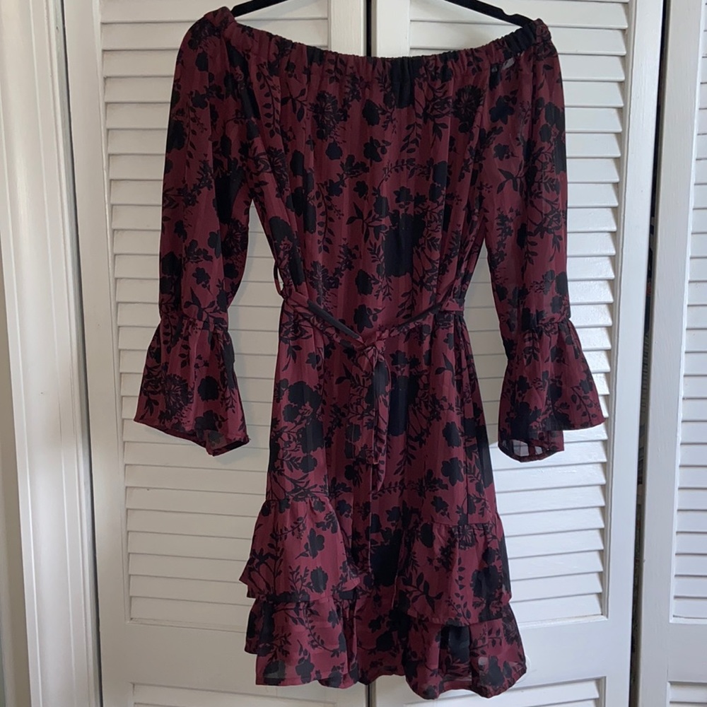 DEX dress off the shoulder